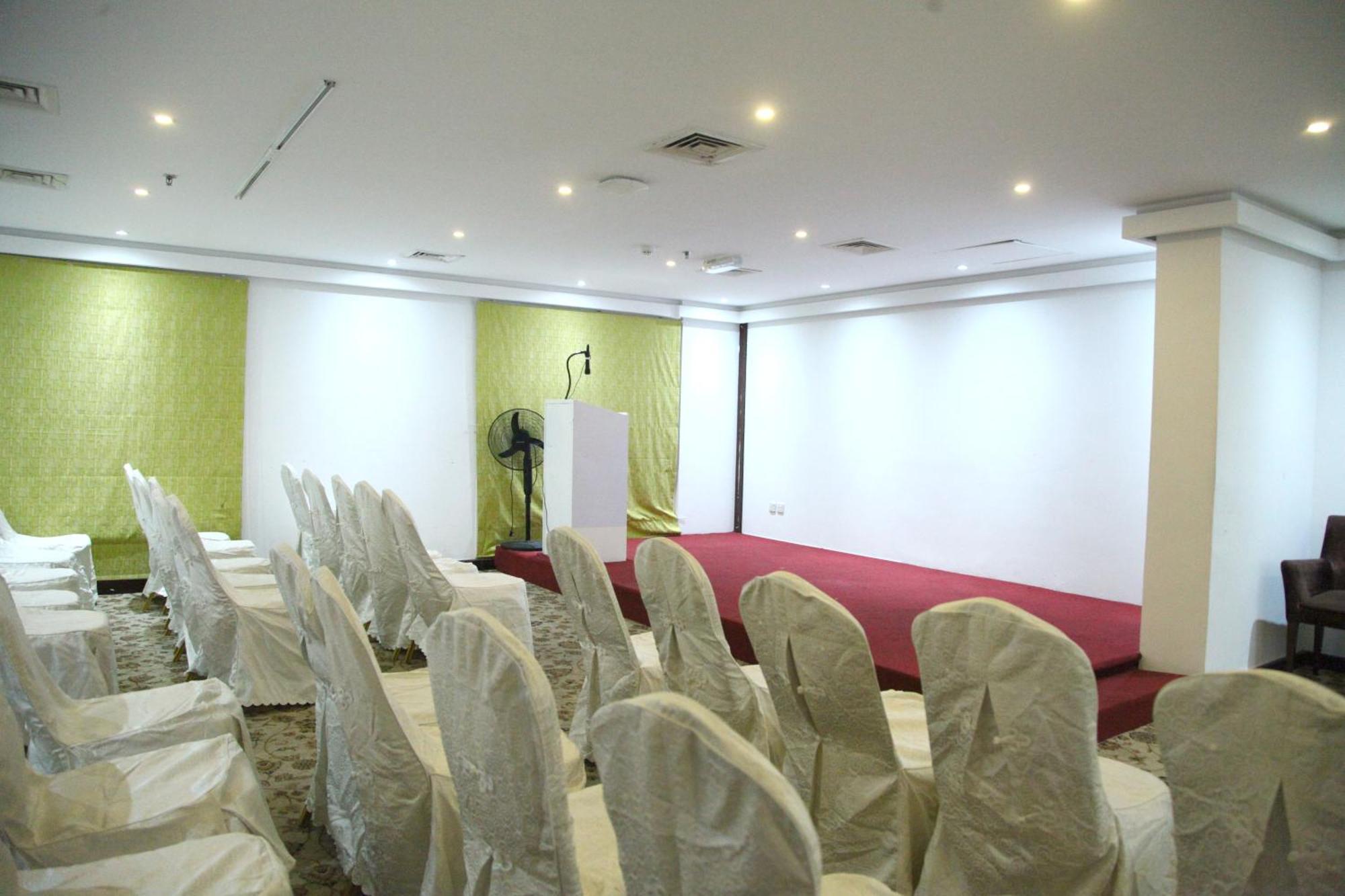 Ruwi Hotel Apartments, Szardża Zewnętrze zdjęcie