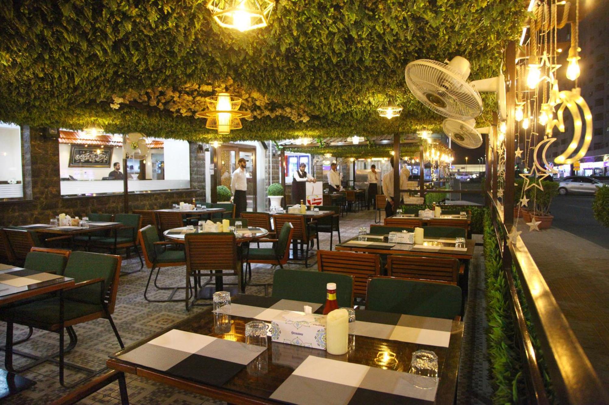 Ruwi Hotel Apartments, Szardża Zewnętrze zdjęcie